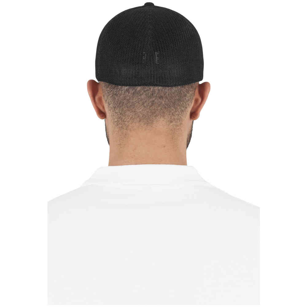 Urban Classics - Trucker Flexfit cap - Black